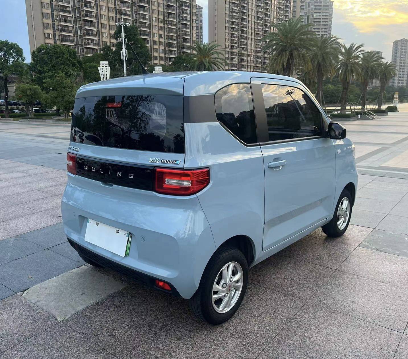 Wuling MINIEV 2021 Macaron Fashion Lithium Iron Phosphate