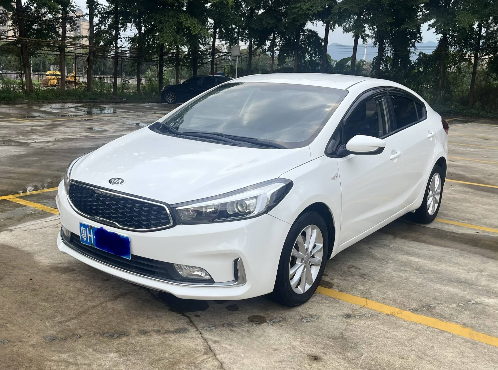 KIA K3 2016 1.6L automatic GL Подержанный автомобиль