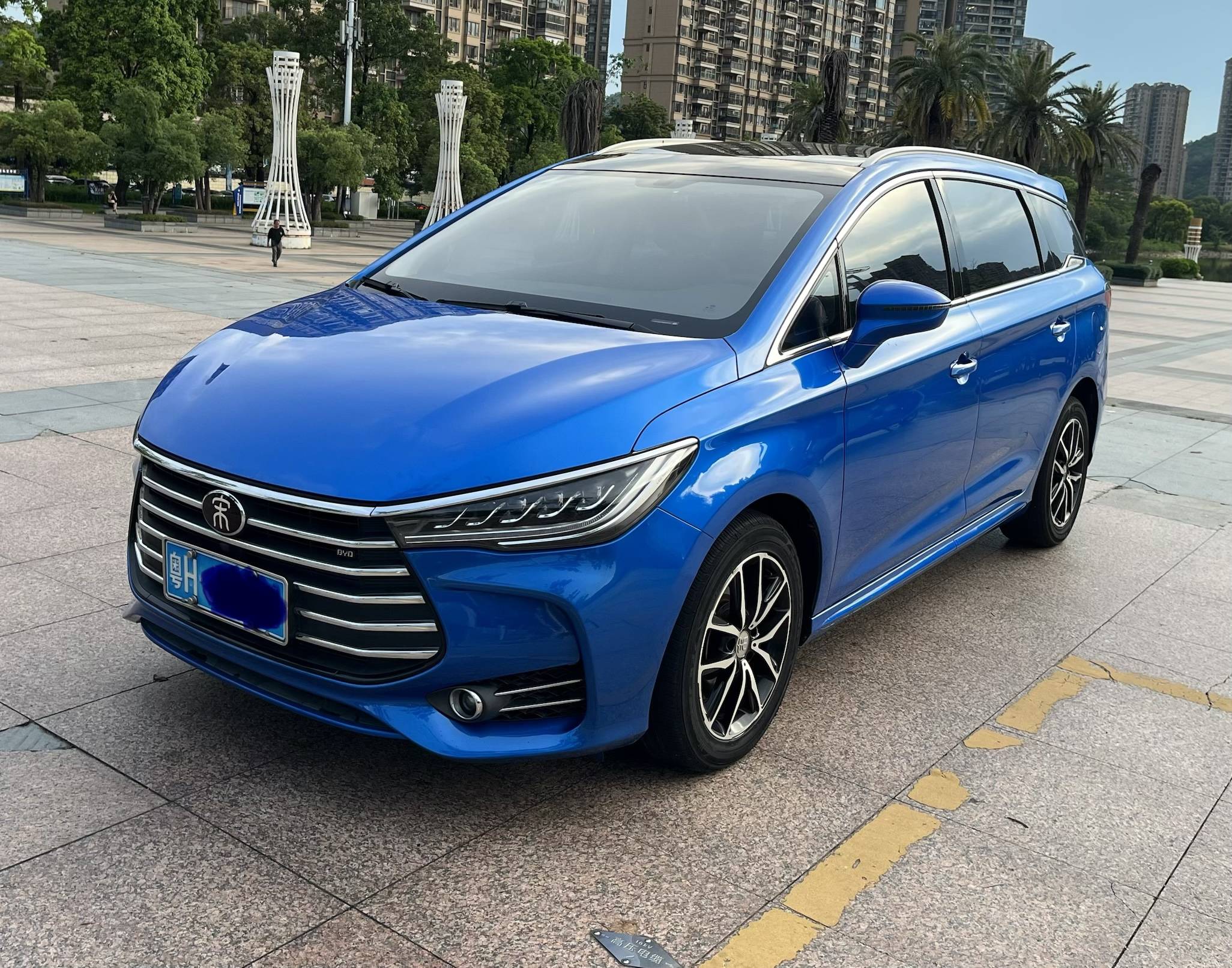 Подержанный BYD SONG MAX 2017 DM 1.5T Smart Connected Enjoyment 7-seater National VI
