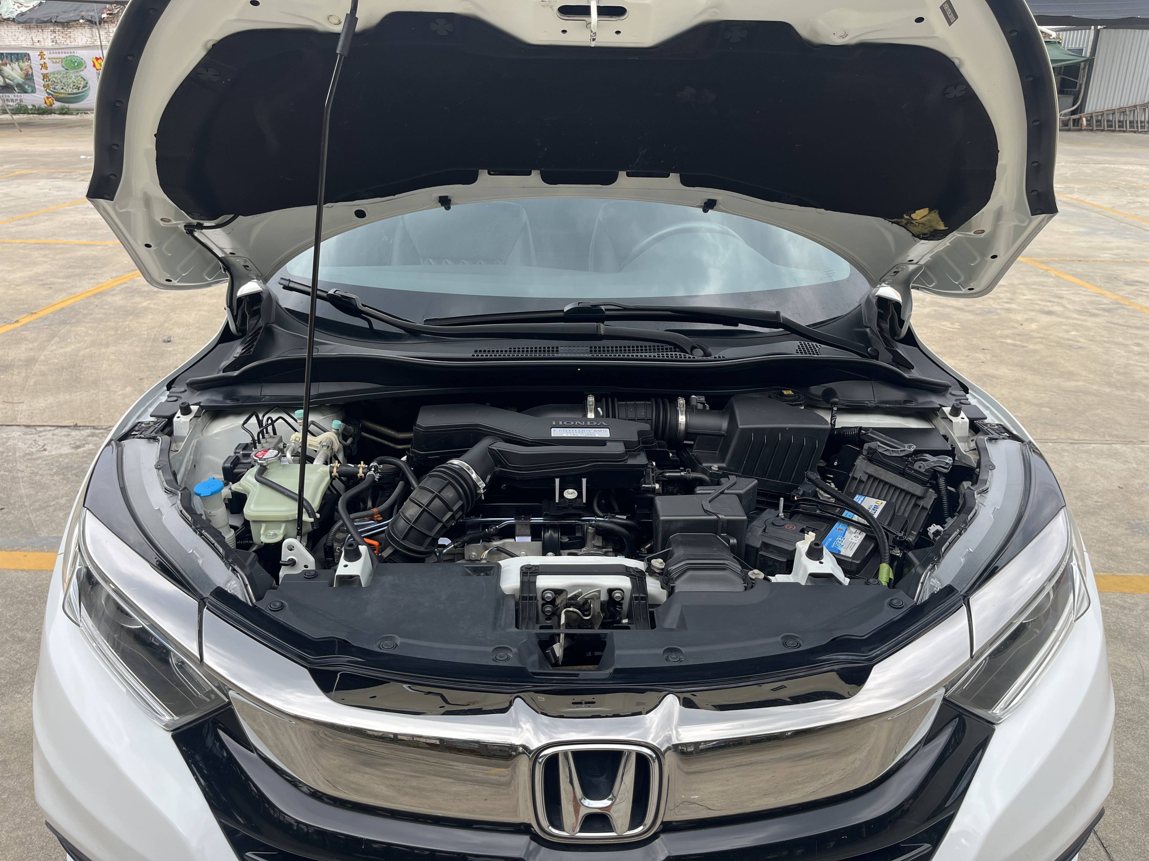 Подержанный HONDA VEZEL 2019 220 TURBO CVT Elite Edition National VI