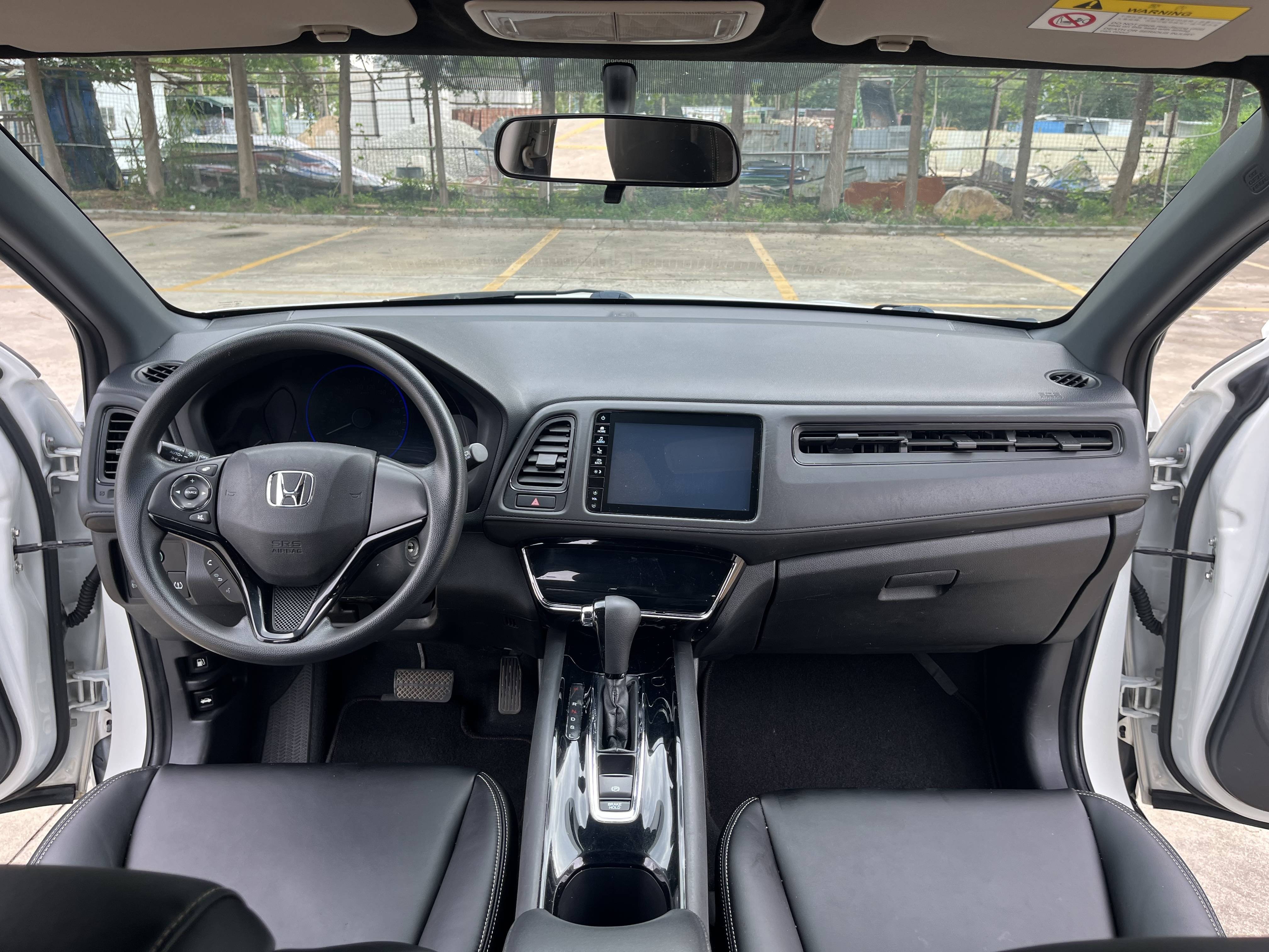 Подержанный HONDA VEZEL 2019 220 TURBO CVT Elite Edition National VI