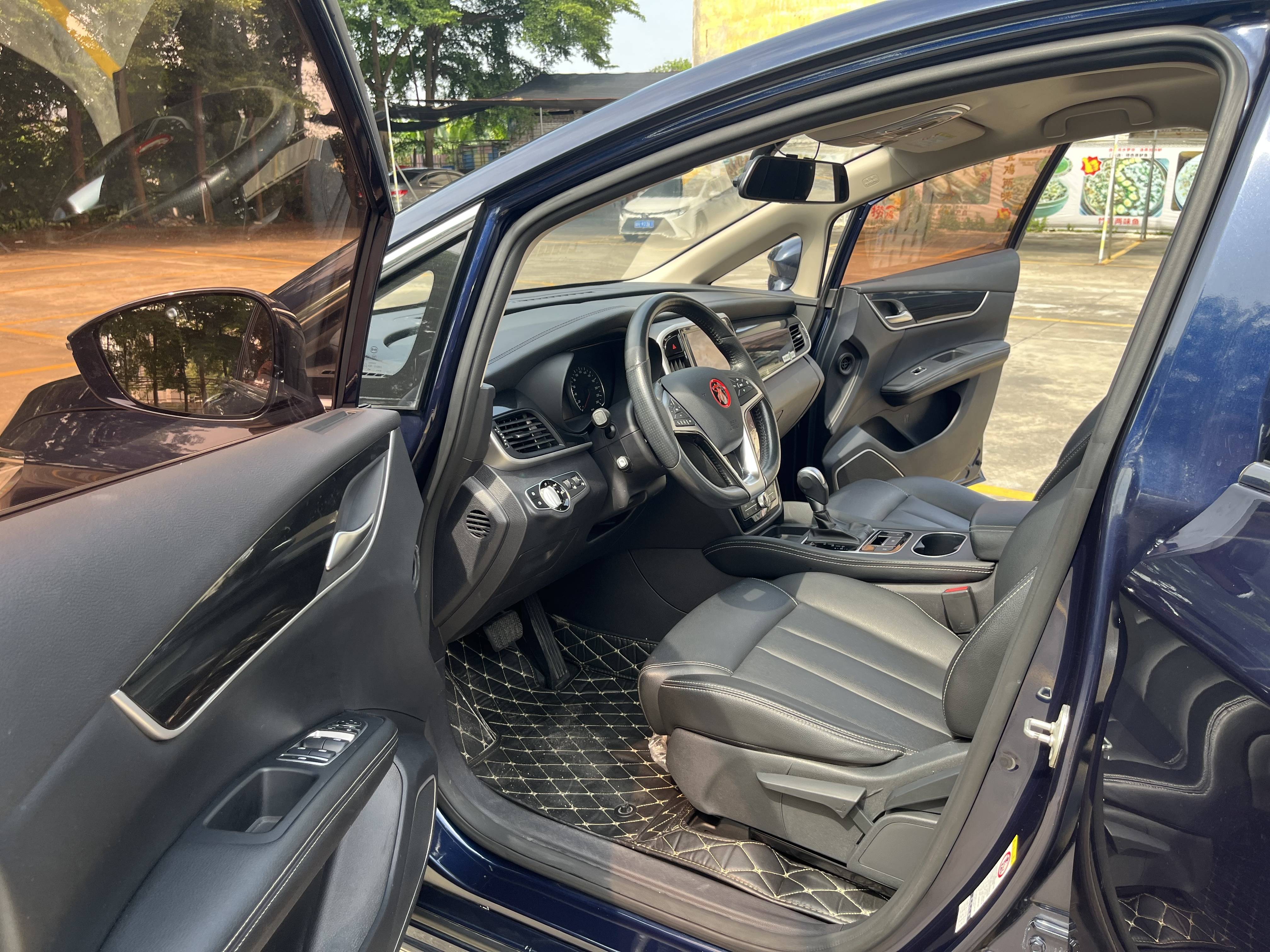 Подержанный BYD SONG MAX 2018 DM 1.5T Zhilian Zhiyao 7-seater National V